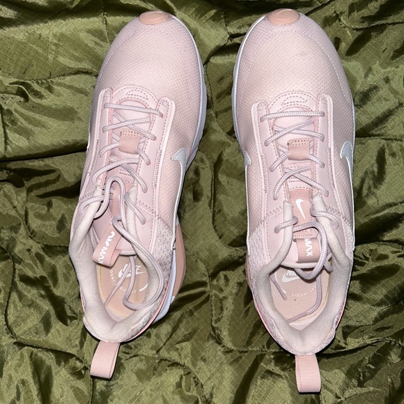 Sold Locally!  💁‍♀️Air Max Intrlk Lite - Picture 2 of 10